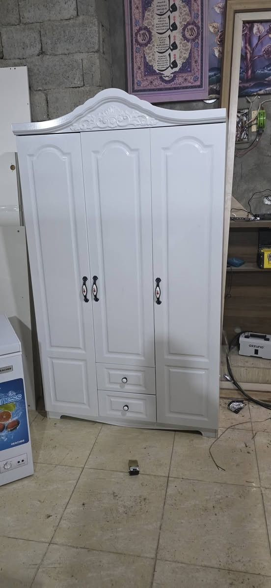 أغراض مستخدمة لي بيع كل نضيف لي سعر اتصل عنوان سليماني سه رجنار قريب من محطة كهرباء يم مسجد مشخلان   .... *********** بي واتساب
