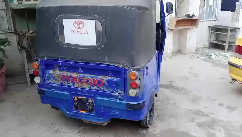 السلام عليكم عندي هاي التكتك للبيع سعر 1700 وبيهه مجال مكاني ابو غريب العمارات أوراق كامله اصوليه شغاله موديل 2018 اي ستفسار اتصل على الرقم ***********
