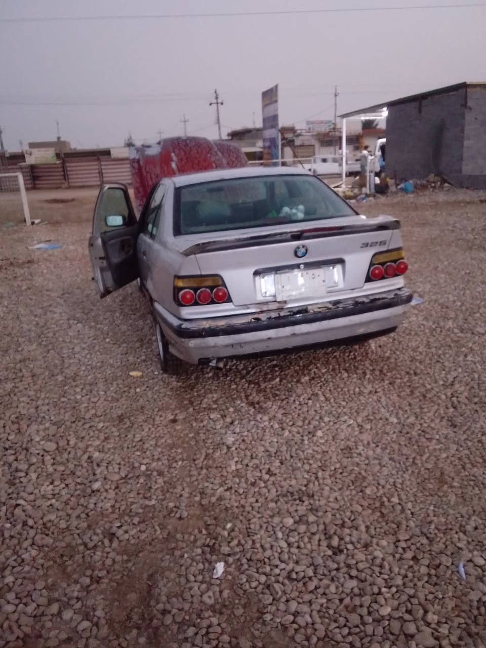 السلام عليكم بي ام للبيع موديل 92 رقم بابل تحويل مباشر سنويتها ما ساقطه السعر 28 وقوا بها مجال درهم مراوس هذا رقم تلفوني بمكاني واسط قضاء الزبيديه ما اتواجد على الفيس***********
