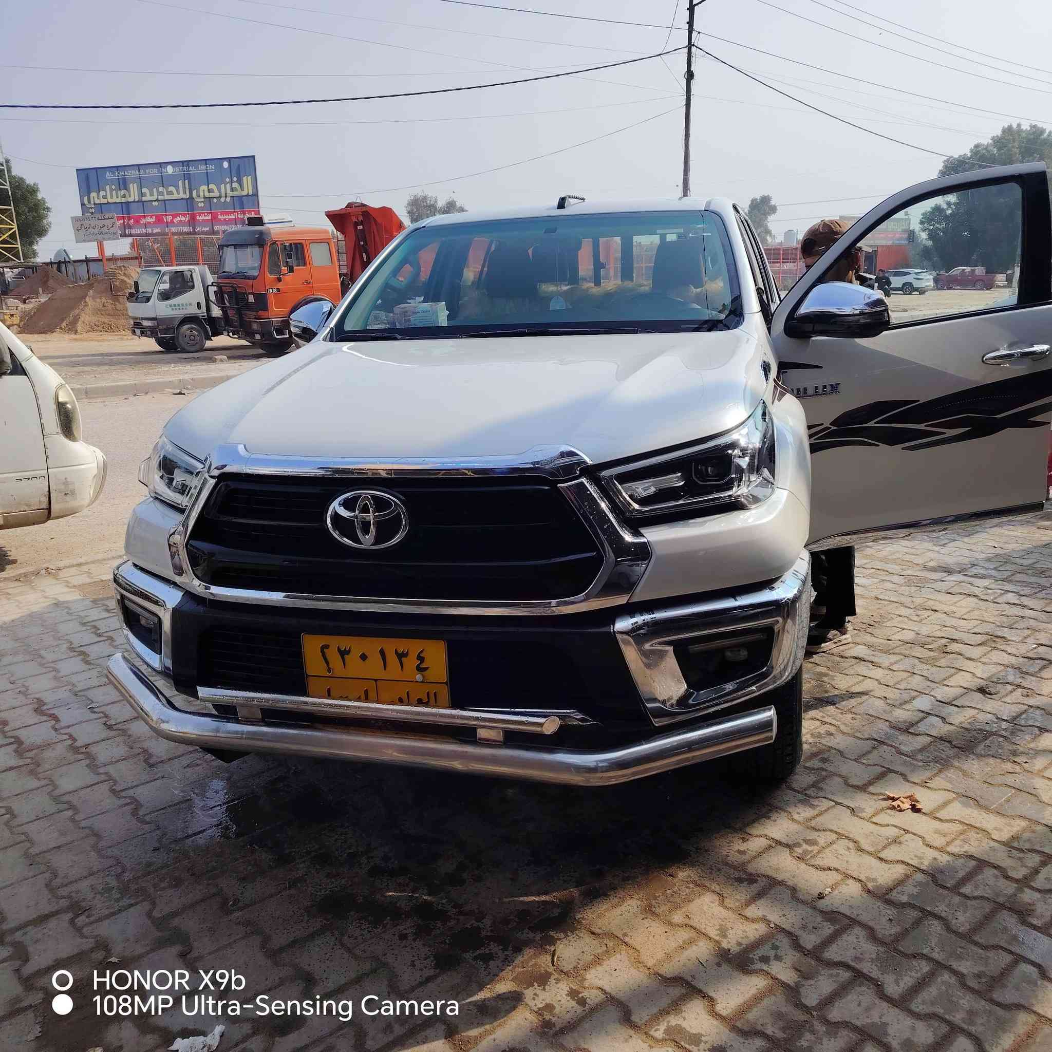 السلام عليكم
تيوتا هايلوكس سعودي موديل (2022)
مواصفات 
1-كير اوتماتيك
2-فول مواصفات
ال سياره كفاله فقط بيها ملاحضات بسيطه
1-كارت جدٱ قليل 
ماشيه(95الف) 
لل استفسار رقم(***********)يوجد واتساب
الرقم الثاني الرياده(***********)
