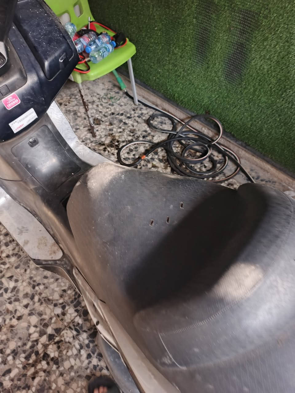 دراجه للبيع كوم حديد سلفر 400 دراجه مراوس وبيع مكانها بغداد***********
