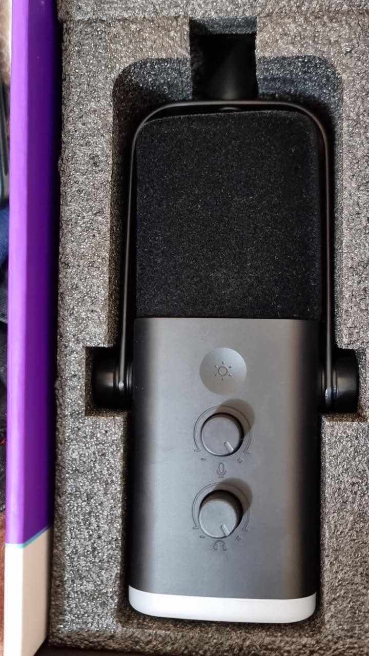 Fifine AM8


**إذا كنت صاحب هذا الإعلان وتريد حذفه لأي سبب، رجاءا أرسل رسالة إلى الدعم الفني**