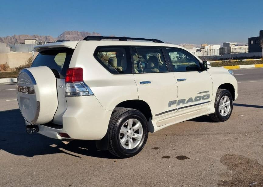 تۆیۆتا پڕادۆ 2012 فتێم سفری شەریکەیی هەولێر
مەکینە 6 بستۆن مەرغوب سپێرلەکۆڵ  
بەسمە گێڕتۆماتیک حاسە کامێڕا ئاوێنە کارەبا 
بەخاخی ئاو سوکان ڤۆلیۆم تەحدیل 
سورحە تەبرید لەمس تەبرید مەرکەزیی 
سێ مەقحەدە 6 سیدییشە
هۆکی دواوەیی هەیە 
سەیارەکە کلین تایتڵە بێ بۆیاخه  دەحامیشی بۆیاخ نیە 
بێ تەحدیلە تەنها یەک شوختی بچووکی پێوەیە یەک دەستە 
سەنەوێێ تا2029تازەیە ژینگەوساڵیانەشی تازەیە 

سعر : خاڵێک دابنێ لە کۆمێنت بە تایبەت دێت 🤖 

سێپریی دانەبەزیووە دەبڵ ئەکسلی
کامل سێرڤزکراوە 2ڕۆژە چوارتایەیی لۆکیشم بۆ کڕیووە 
157هەزاریی حەقیقی ڕۆیشتووە گێڕ و ومەکینەیی بەشەرت نەکراوە 

بۆ پەیوەندی کردن بە خاوەنی ھەشت 

***********
***********
