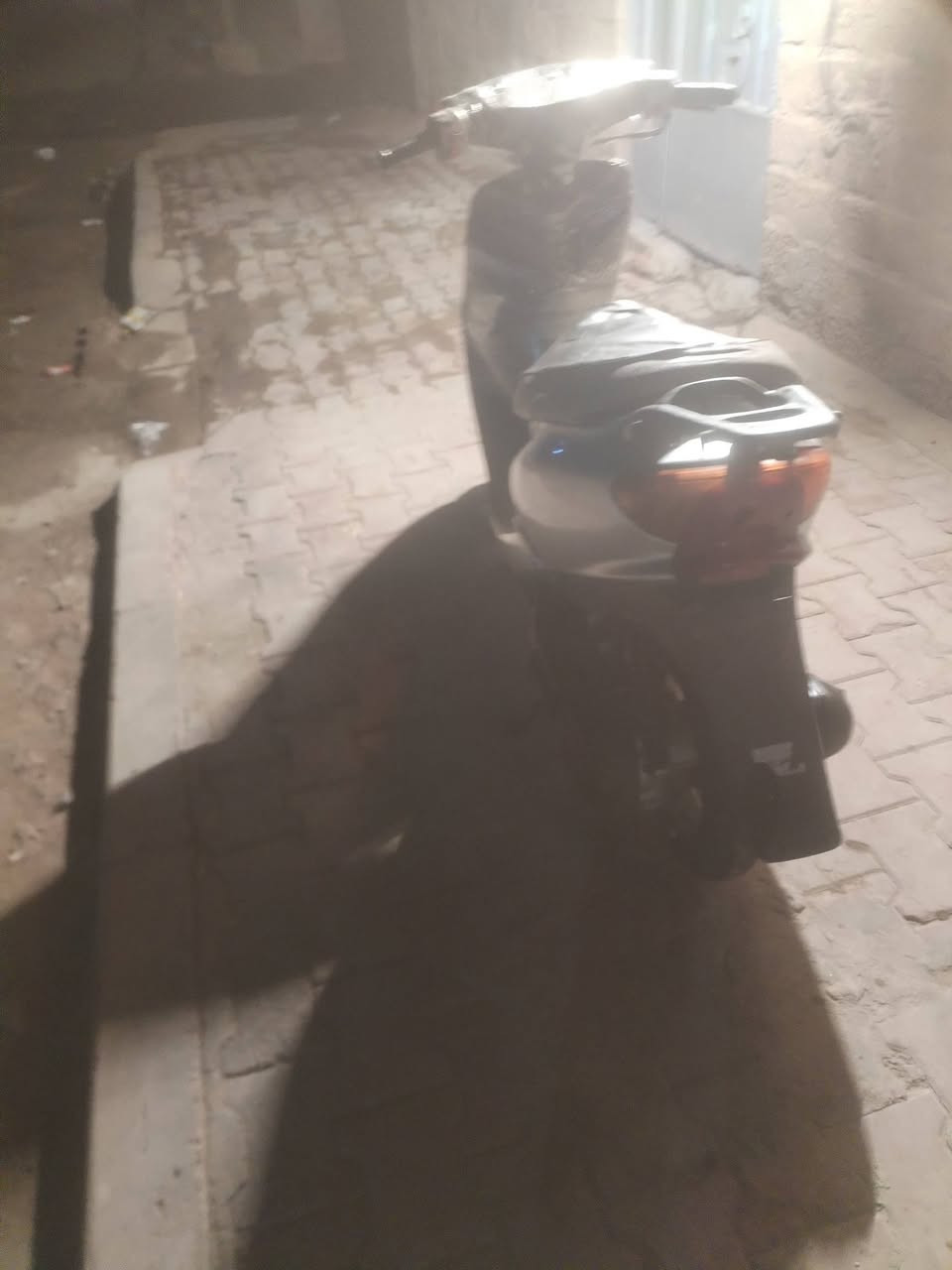 دراجه عصفوريه للبيع فحل ب 350    ***********
