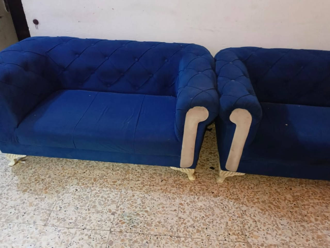 لبيع مكاني بغداد عندي وساب علئ علذة رقم 👇***********
