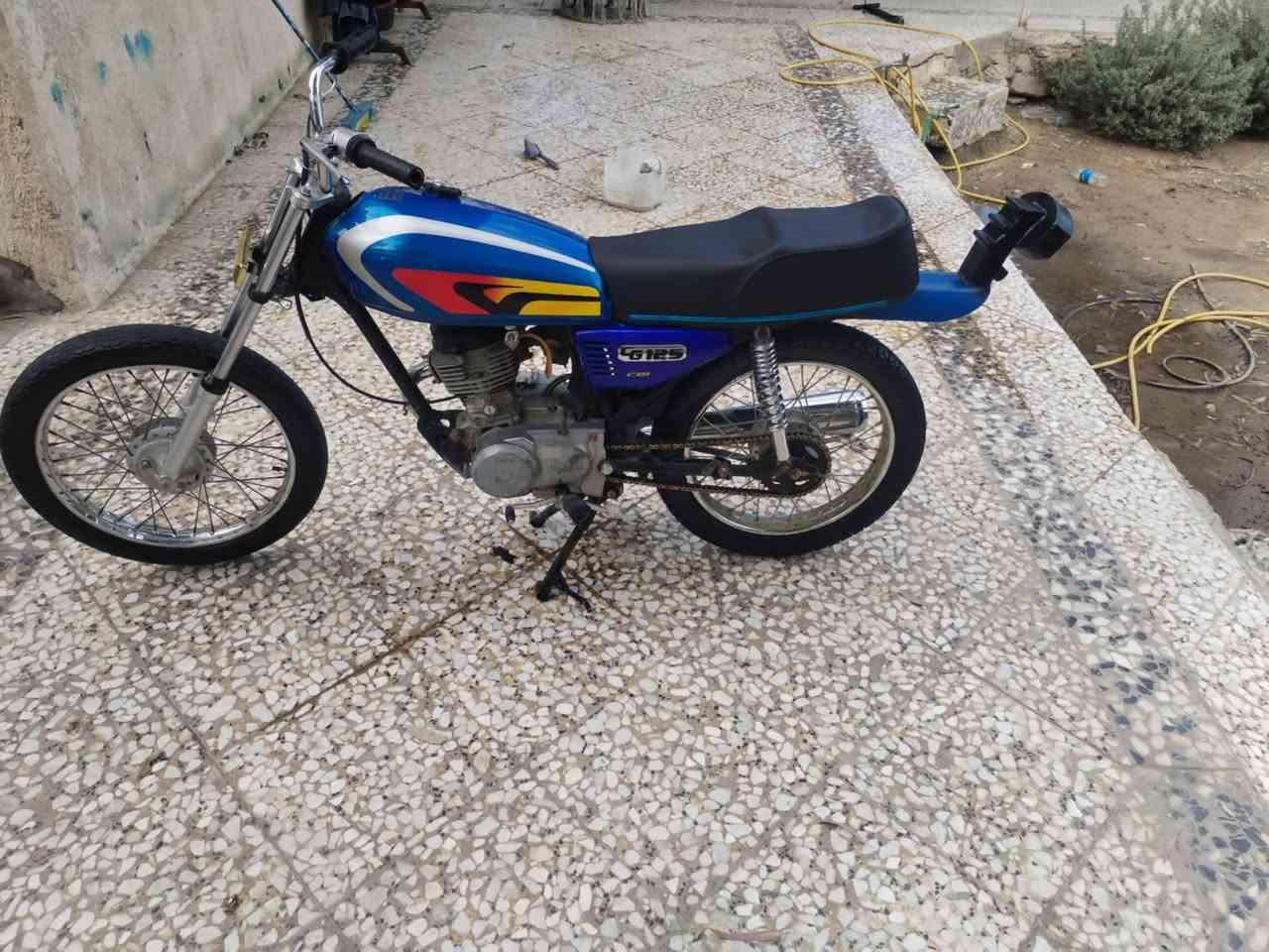 دراجة 4 كير للبيع كلك
محرك تايكر 2019 مفتوح 
السعر 280الف
مكاني نجف كوفة 
*********** واتساب
