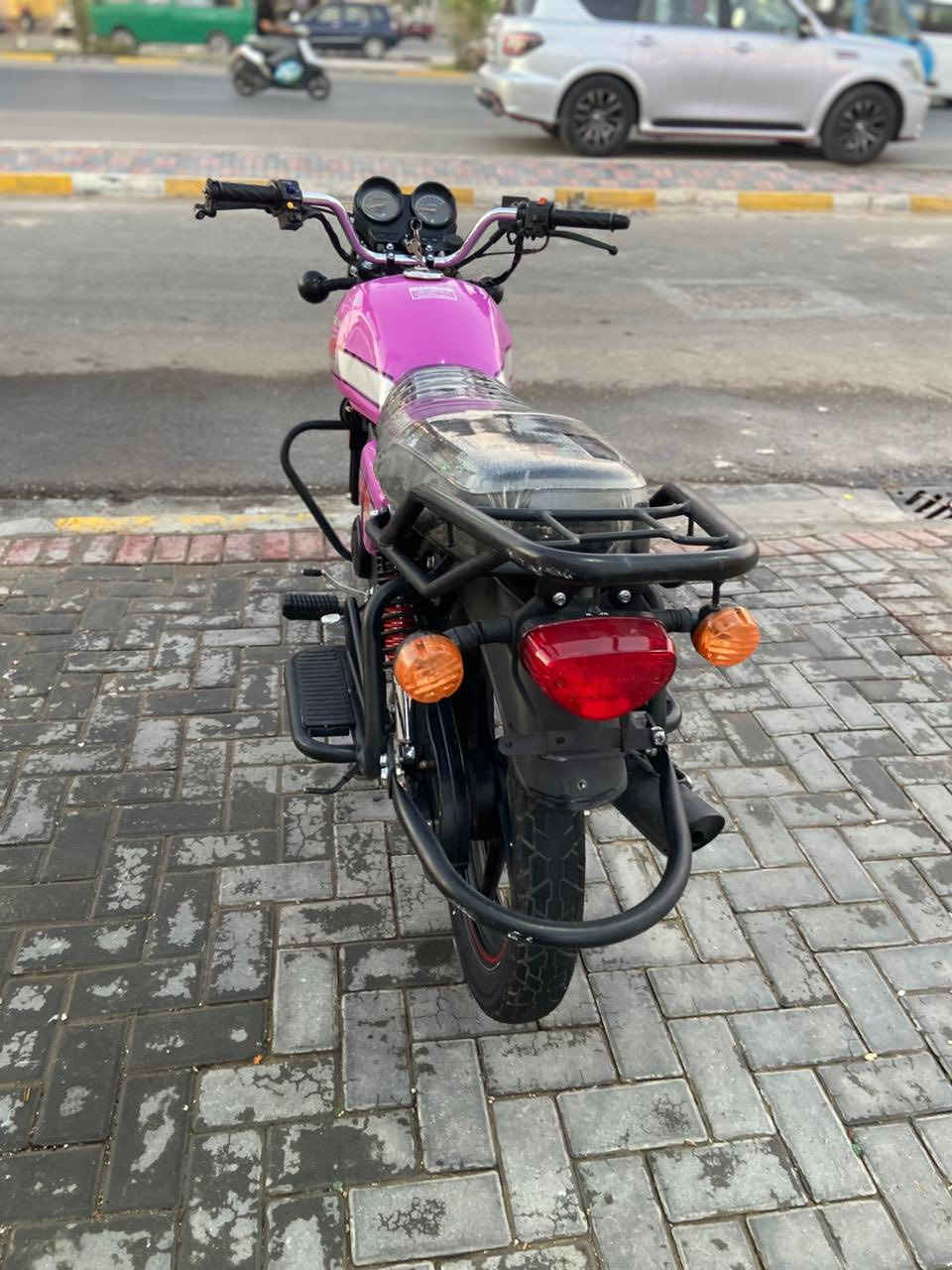 لسلام عليكم دايون موديل 23 طالعه بال 24 شهر الثامن ماشي 5522 قابل للزيادة يعني بعدها زيرو مكفوله كفاله عالمه رقم وسنوية بس اداور للأستفسار مكان الدراجة كربلاء
***********
