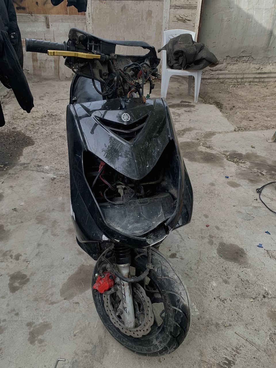 السلام عليكم سكنس فحل كابريتر للبيع كوم حديد
 بوشه 58 ونص 
كلجات رياضي
كفراتها كامله 
بيها نواقص
 ترهم بيع او مراوس 
مكاني بغداد السيدية

***********
