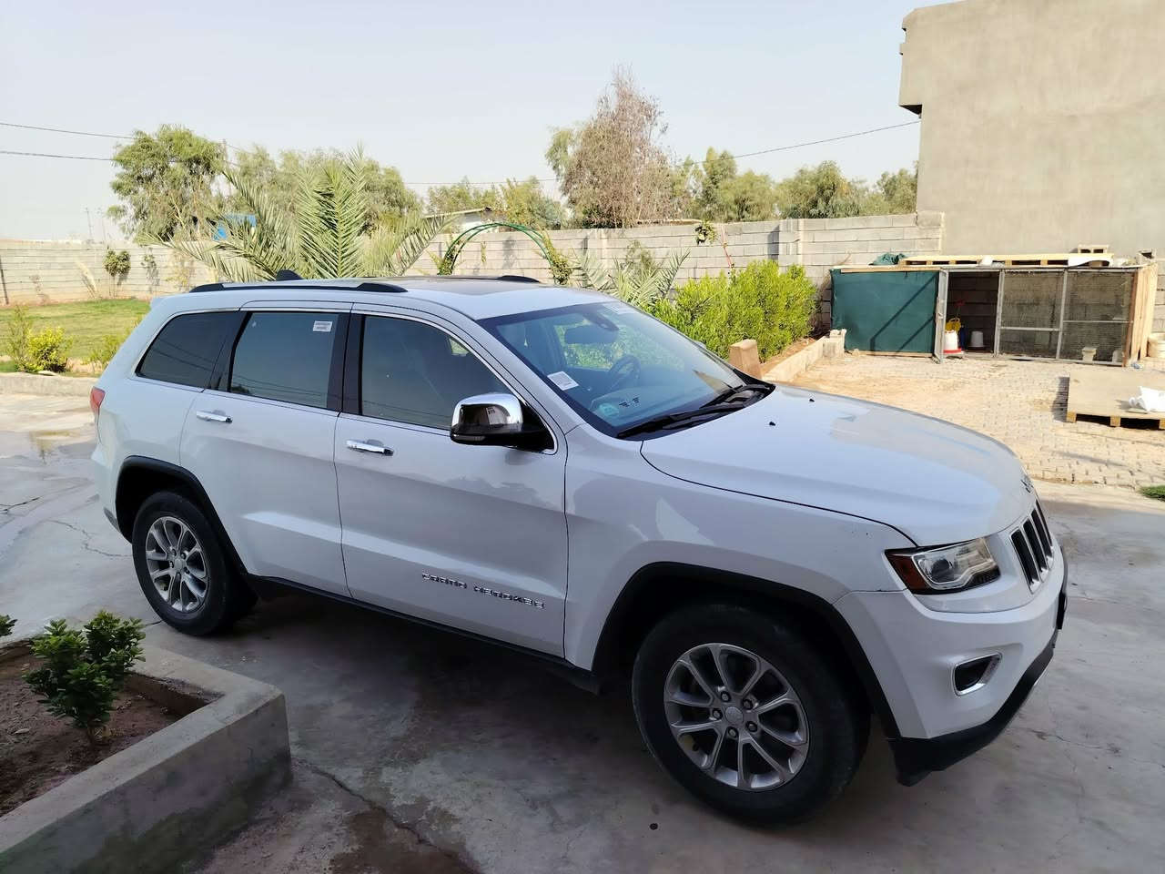 سلام وعليكم جيب 2014 فول موصفات تفاصيل خاص او هاذه ارقم ***********
