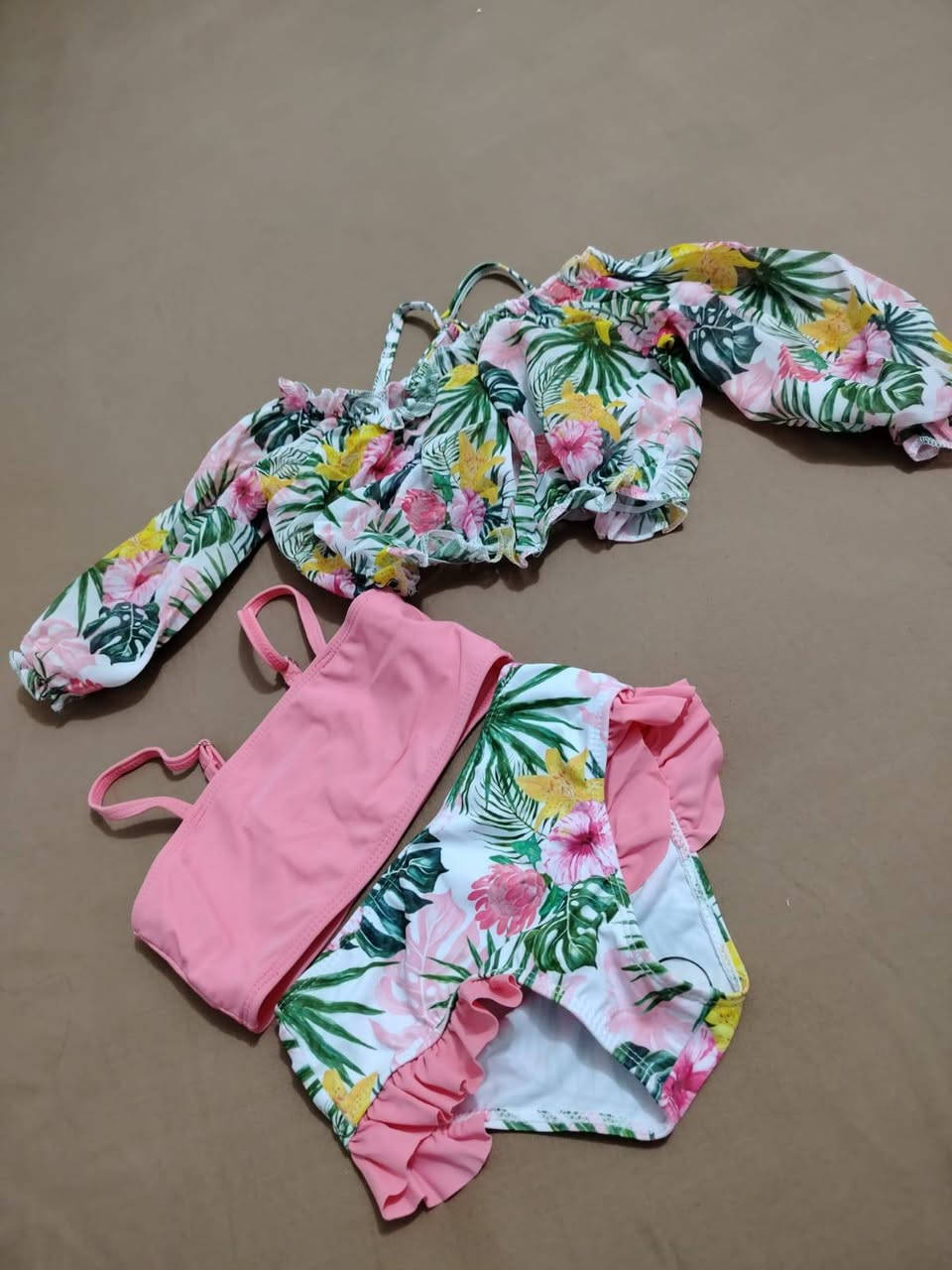 ✨ ملابس أطفال أنيقة وجميلة ✨
خامات مريحة وناعمة تناسب الأطفال ولادي وبناتي جديد نيو بات بات  👶

📏 القياسات المتوفرة:

من عمر سنة إلى 10 سنوات

(1️⃣ سنة – 2️⃣ – 3️⃣ – 4️⃣ – 5️⃣ – 6️⃣ – 7️⃣ – 8️⃣ – 9️⃣ – 🔟 سنوات)

💰 السعر: من 5 إلى 7 فقط

🚚 توصيل جميع المحافضات 

📩 للطلب والاستفسار مراسلة خاص


**إذا كنت صاحب هذا الإعلان وتريد حذفه لأي سبب، رجاءا أرسل رسالة إلى الدعم الفني**