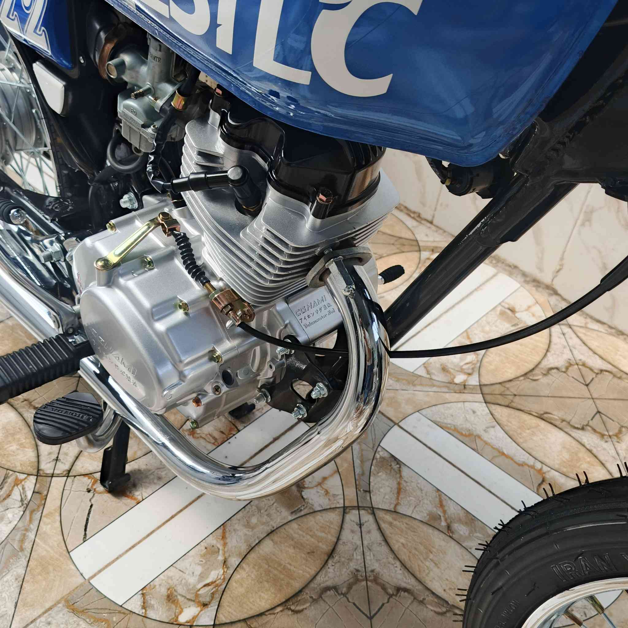 السلام عليكم درجه البيع أوراق سكنر صايرله سبوع من تعمرت رايدها 850وبيه مجال قليل


**إذا كنت صاحب هذا الإعلان وتريد حذفه لأي سبب، رجاءا أرسل رسالة إلى الدعم الفني**