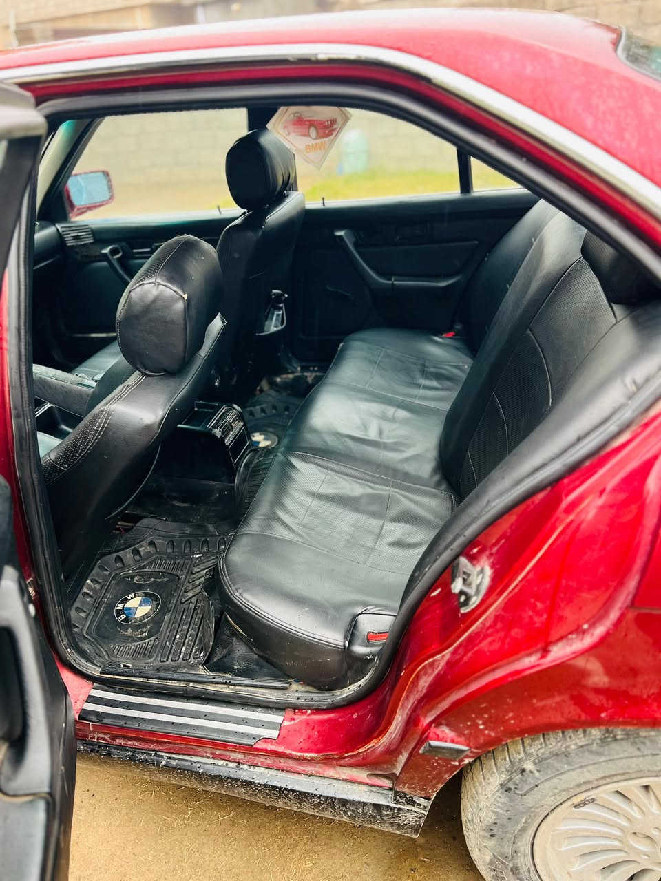 للبيع ب 37 نقد متوازي عليها 
***********
