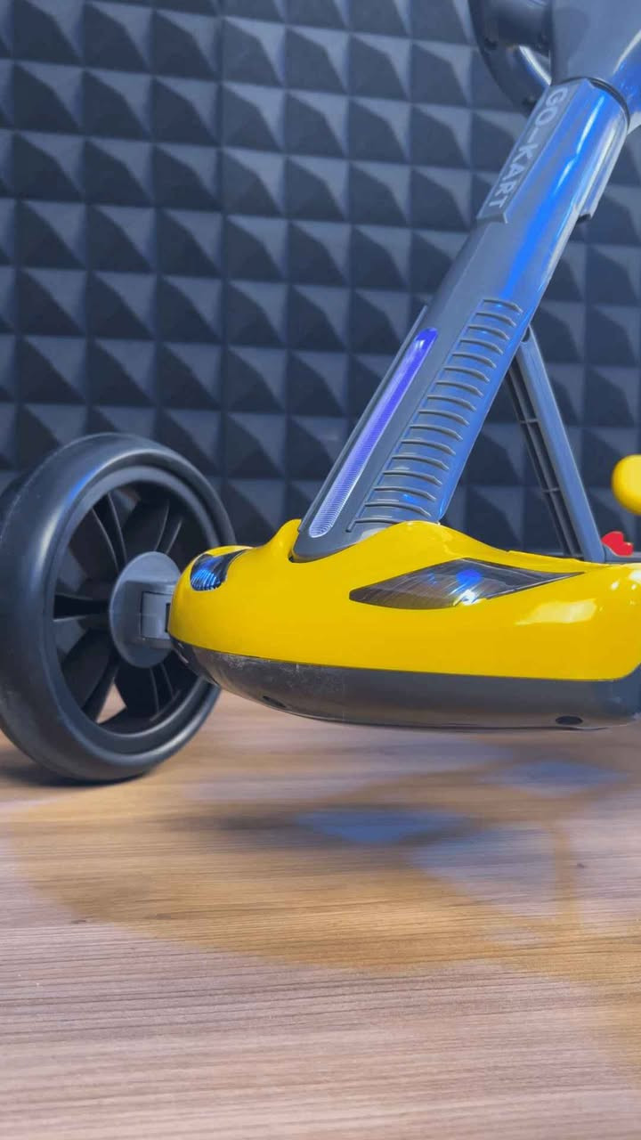 سيارة أطفال كهربائية قابلة للطي مع تحكم عن بعد – Go Kart
لعبة ممتعة وآمنة للأطفال للقيادة داخل المنزل أو في الحدائق والساحات.
4  عجلات بغداد, العراق


**إذا كنت صاحب هذا الإعلان وتريد حذفه لأي سبب، رجاءا أرسل رسالة إلى الدعم الفني**