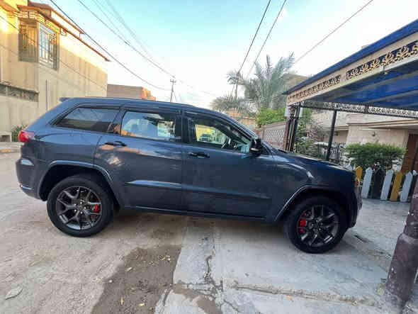 جيب لاريدو  لمتد ام الرادار ثمانينيه 
موديل 21 فول  مواصفات 1/1 
سياره حلوه ونظيفه 
السياره بسمي مرقم بغداد
ماشيه 72 الف كيلو
السياره بدون دواخل بيه جاملغين وبنيد
وبيه جاملغ خلفي مرشوش كلير من امرياكا
بدون بارد بدون معجون 
مكاني بغداد 
*********** 
السعر 25 و 500 دولار 💸 وبيه مجال بسيط
