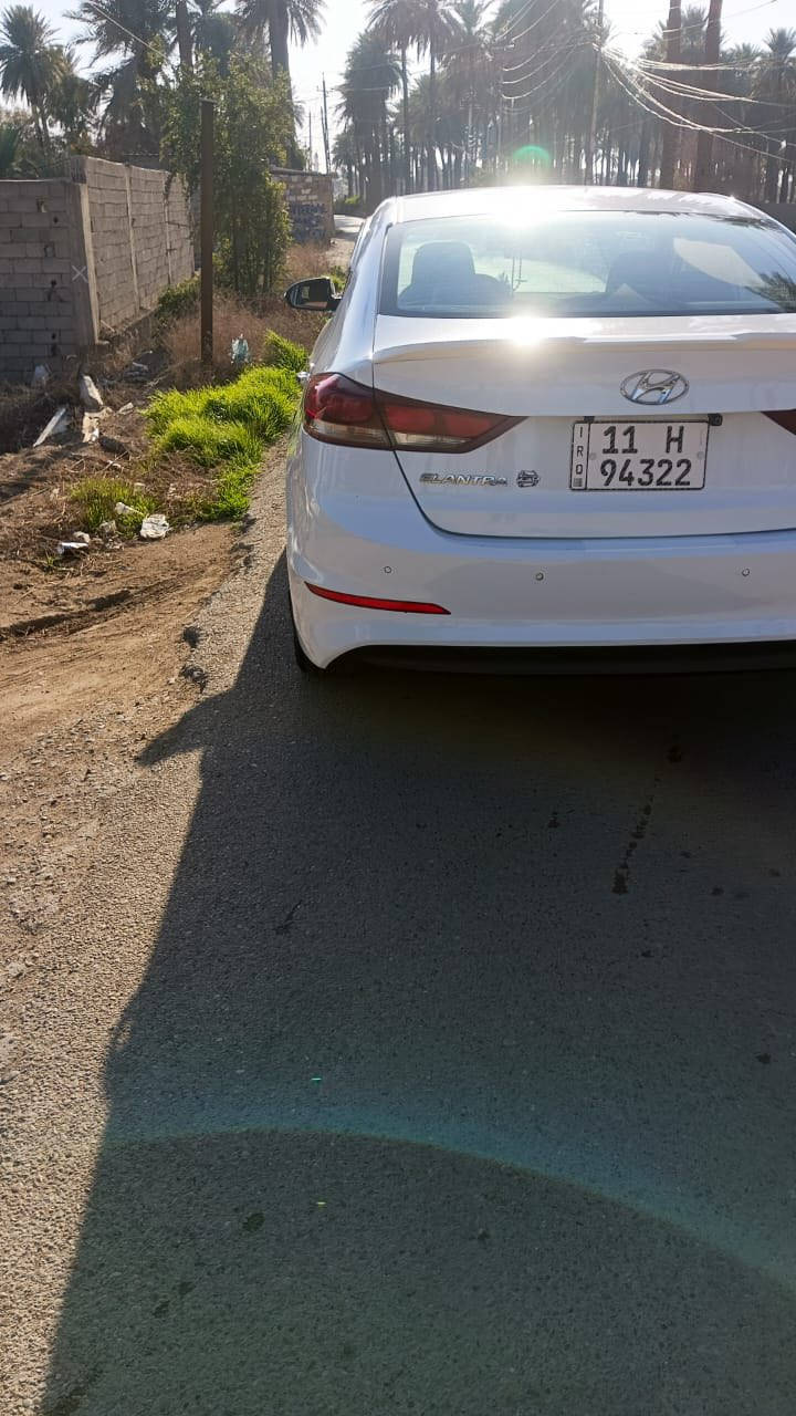 السلام عليكم شباب النترا موديل ٢٠١٩ خليجيه مكفوله من لصبغ فول مواصفات رقم جديد وسياره جديده كلش مكان لساره بغداد لدوره  سعرهه ١٦٥ وبيهه مجال حك لجيه  
موبايل ***********
