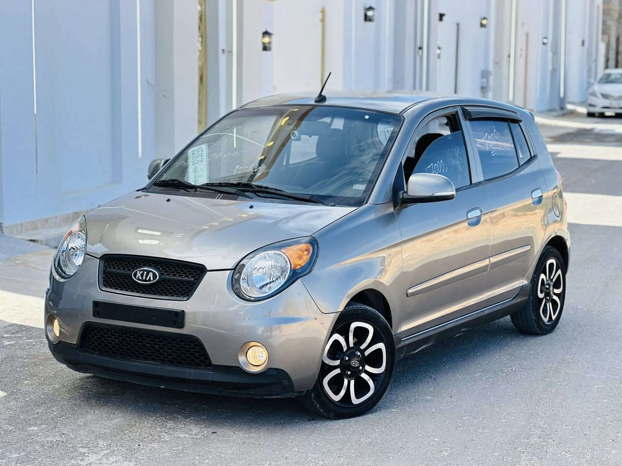 تبـــارگ الرحمّٰـــن 🎖️💥 #درجه_اولى
سياره #كسبه✅
الـنوع : كيا بيكانتو✅
سعـة المحـرك :  13اصلية❤️‍🔥
الطـلاء : لاَ يُوجَـــدْ ☑️ 
خَـاليـة مِنَ القَصْ و السُّـوسْ ✋
ماشية :72 ألف كيلوو  ✅
موديل :2010✅
الحـالة : مُمتَــٰـازَة ✅
جُمــرگ ؛ رِسـالَة مَفتوحَـة✅ 
الممـيزات : موضحة في صورة 
جمرك كيف واصله سياره ربي يبارك توب نضافه 🎖
محرگ وكمبيو 10/10 🌟 سياره بيع وشري  عيب لا 
العيـوب : لا يوجـدْ بإذنِ الله 💯
نـاقل الحـركة : أوتوماتــگ - Auto
نـوع الوقـود : بنزيــن - Gasoline
طـريقـة الدفـع : گـــاش - Cash 💰
كربون موجود بالكشف ✅
__________________________
للإستفســار أگـــثــر ↘️⬇️↙️
رقـم  هاتف📞 0910744366
في حالة خارج التغطيه واتساب 0922443645 
 السعررر ع هاتف 📞 
المـكان :طرابلس


**إذا كنت صاحب هذا الإعلان وتريد حذفه لأي سبب، رجاءا أرسل رسالة إلى الدعم الفني**