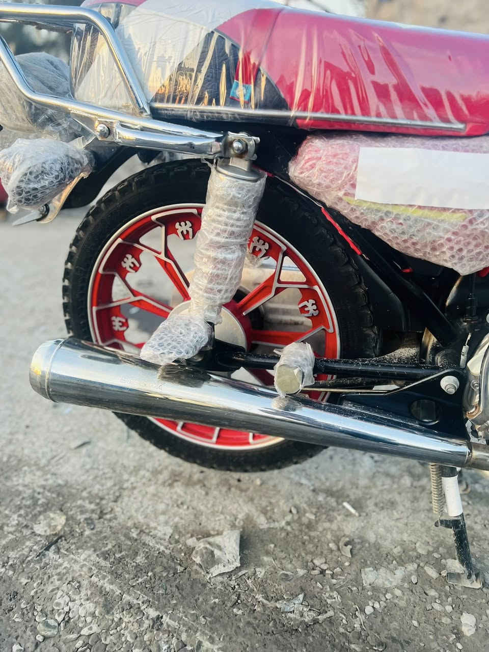 ماطور للبيع موديل ٢٥ مكينه كبس منفيس اصلي مطور اخو الجديد للاستفسار الاتصال ع الرقم *********** او خاص  مكاني الكوير
