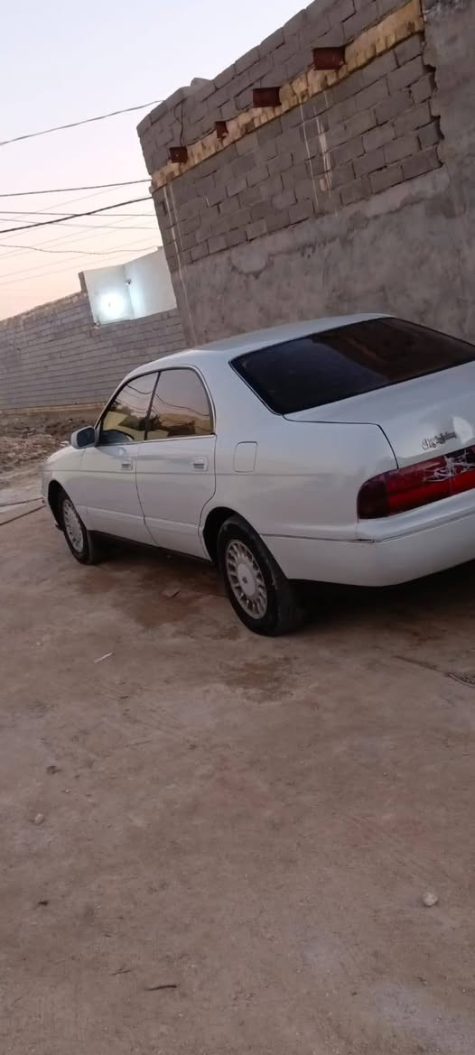 اسلام عليكم بطه للبيع مكفوله اصوليات والعيب الشرعي طخم تاير وحداديه وتبريد دواخله حلوء كير ومكينه خير من الله اسياره ٥٢ وبيه مجال ***********
