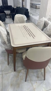 تم وصول ميز طعام جديد مراسله على واساب أو خاص رقم موبايل. 07700366148