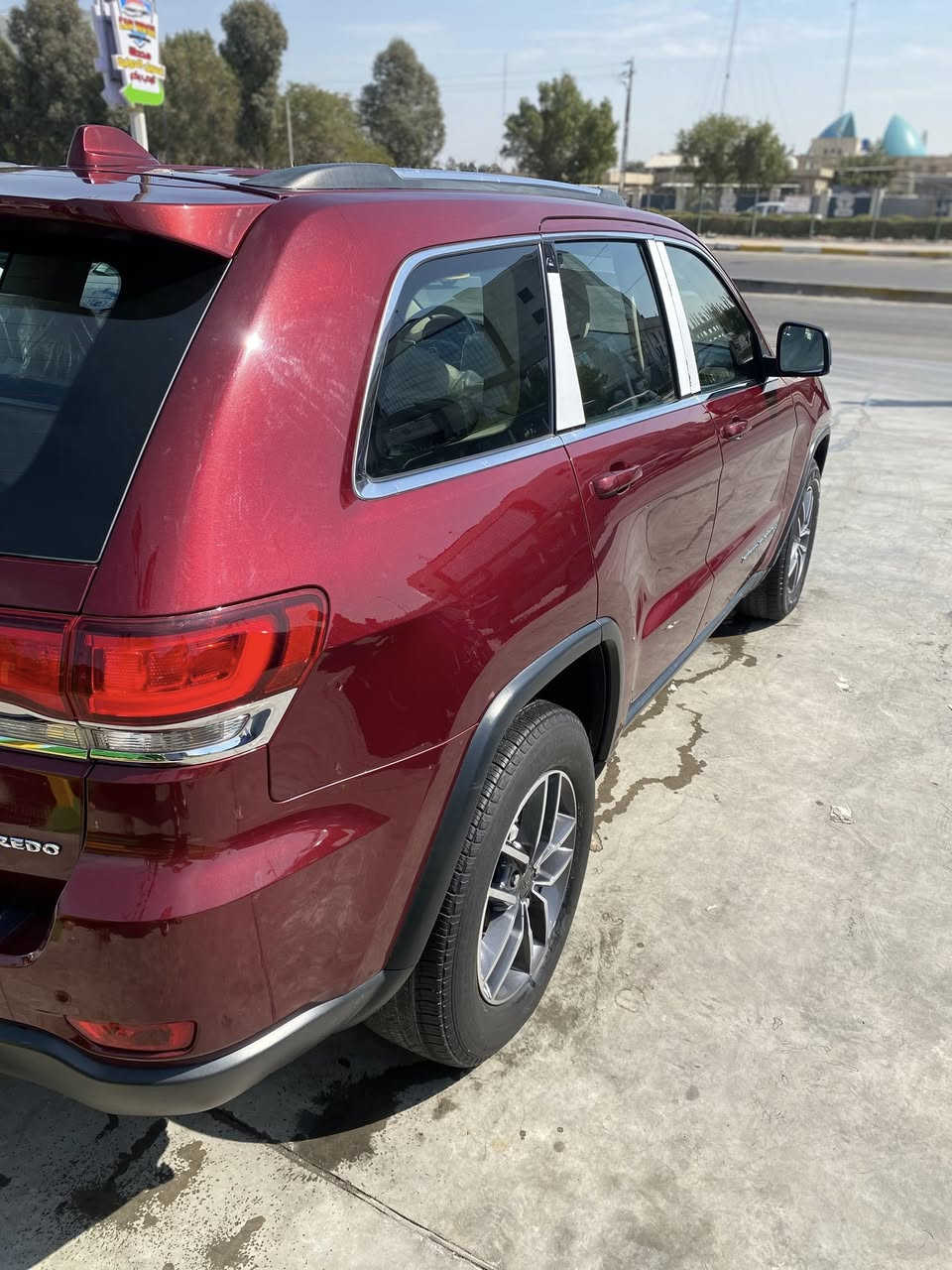 جيب كراند شيروكي لاريدو
موديل 2020 
رقم بغداد بأسمي 
السيارة وكاله خليجية
مكفوله من الصبغ   
عداد المسافه 70 الف كيلوا
مواصفات اللاريدو المعروفة 
فتحة 
كشن كهرباء 
تخم تاير جديد 

للاستفسار 
***********
