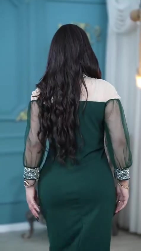 السلام عليكم بنات بمناسبه عيد الاضحى المبارك وعندج مناسبه يتوفر لدينا اجمل الفساتين جميع الالوان وموديلات وجميع القياسات السعر 25 الف يوجد توصيل بغداد ومحافظات


**إذا كنت صاحب هذا الإعلان وتريد حذفه لأي سبب، رجاءا أرسل رسالة إلى الدعم الفني**