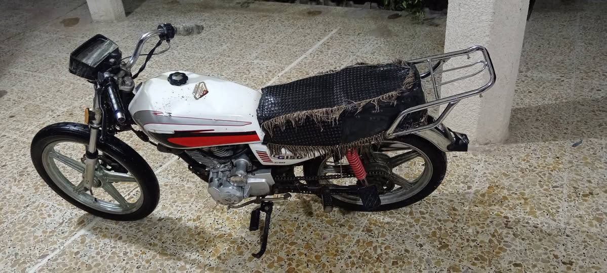 للبيع يرادله ترتيب محركه حيل ححلو سعره350وبيي مجال


**إذا كنت صاحب هذا الإعلان وتريد حذفه لأي سبب، رجاءا أرسل رسالة إلى الدعم الفني**