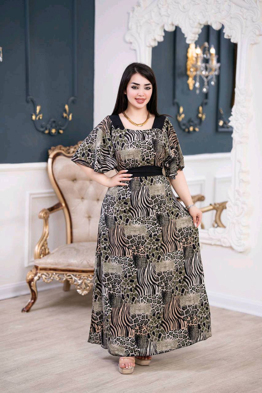 أناقة البيت في "دشداشة الكريشة" 🌸
خامة باردة ومريحة، قياس (Free Size) حتى 85 كيلو.
الجودة مضمونة وشرط الفحص عند الاستلام
#ملابس 
#ازياء_نسائية