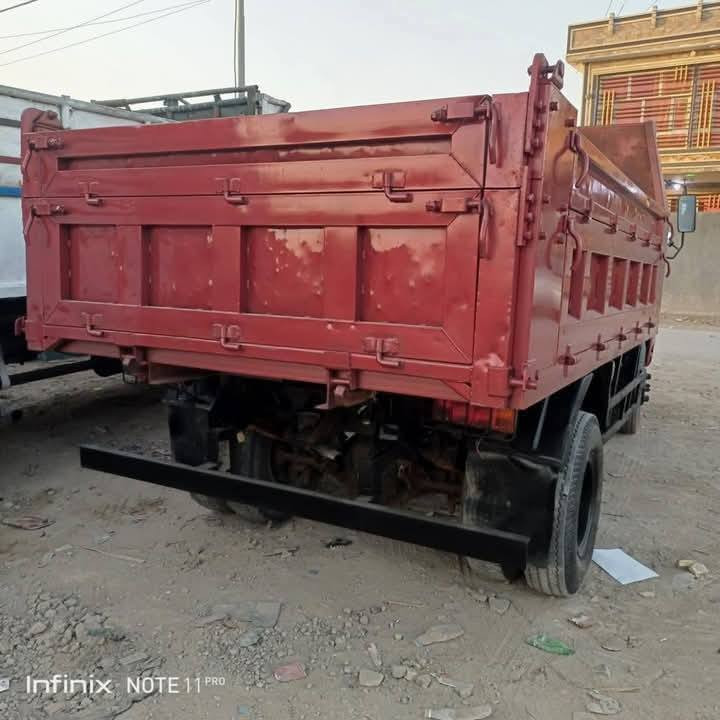 سلام عليكم للبيع او مراوس
كنتر قلاب موديل 13 رقم قادسيه تحويل ثاني يوم السياره بريك هوا مكينه كير اكسن خير من الله
مكان السياره بابل جبله 
***********السياره بل سنويه 4 طن جاي اشيل بيها 10 طن   تاير 17 ونص
