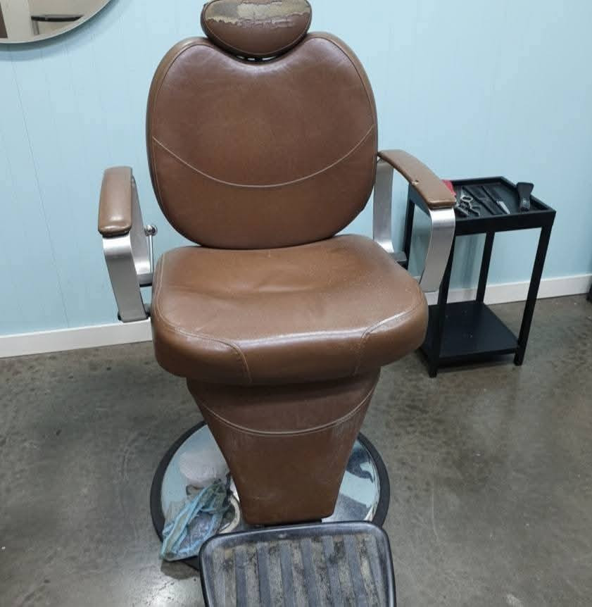 تشكيلة جديدة من الأغراض المرتّبة والمميزة!
🛋️ نظافة مثل الجديدة 100% ✔️
💰 أسعار مناسبة

📍 الموقع: الكوت – دور المعلمين (قرب ماكس مول)
🎯 مقابل سايدين مدرسة الرياحين

📲 للحجز أو التواصل عبر واتساب:
***********
***********
