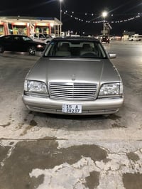 مارسدس S500  شبح 8 سلندر  لون ذهبي  محرك وكير نظيفات  السياره مصبوغه ع...
