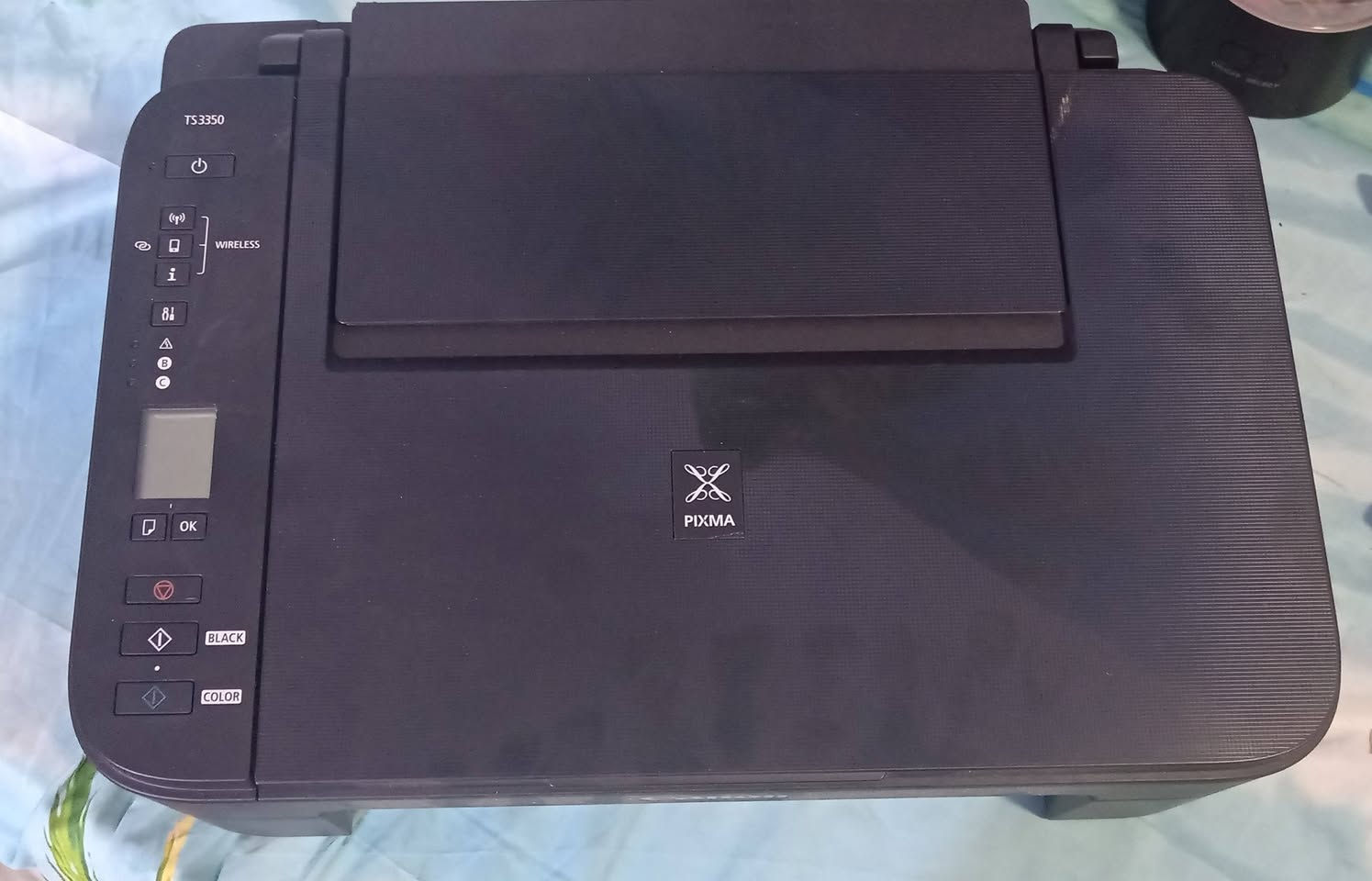 طابعة كانون بيها ميزة ال wi-fi نقصها حبر السعر((70))


**إذا كنت صاحب هذا الإعلان وتريد حذفه لأي سبب، رجاءا أرسل رسالة إلى الدعم الفني**