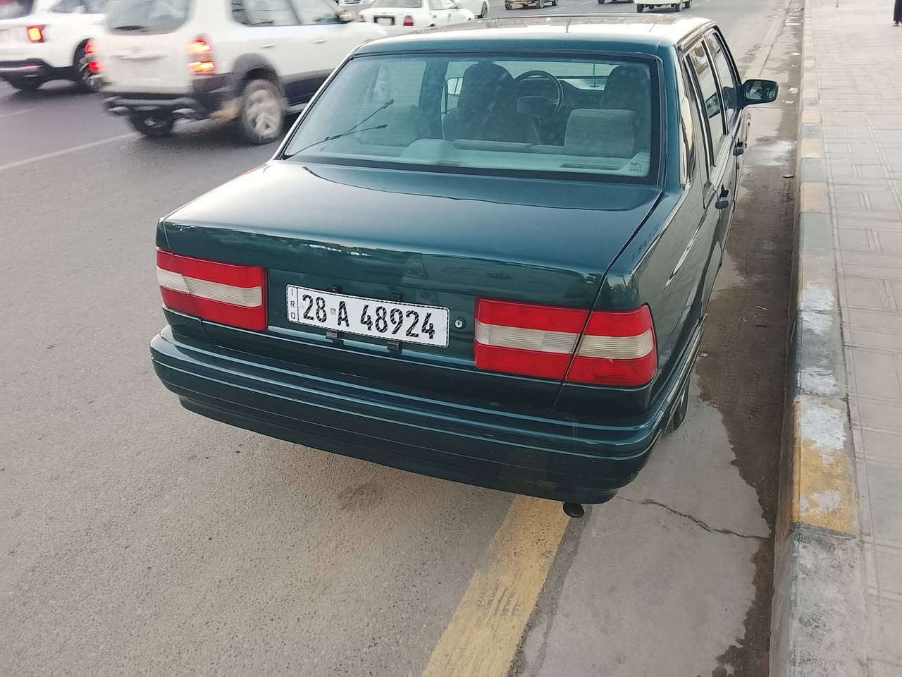 السلام عليكم
للبيع فالفو موديل ١٩٩١ حجم ٩٦٠ بس شاديله غراض كله مال ٩٤٠ مكينه اربعه سلندر عادي سنويه جديده او هزه جديده باسمي السعر ٦٠ او بيه مجال ***********
