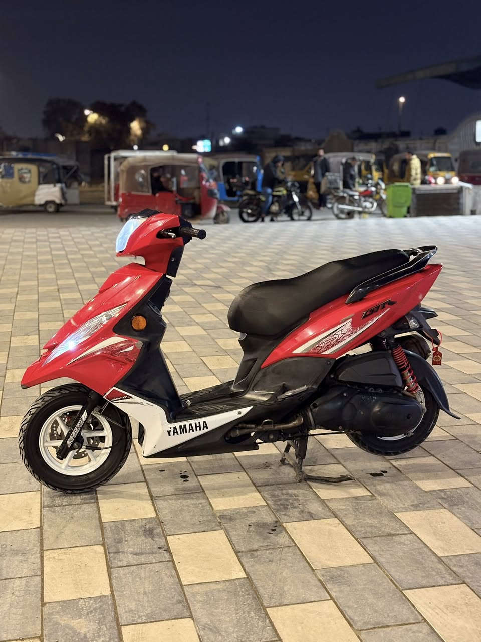 يا الله سلام عليكم شباب دراجه جيتي أر كفاله عامه من كلشي مكينه وكلجات برغي ممفتوح بيهه او بيهه كـت كلجات رياضي شرط شلعه او معدل اشك الكاع دراجه مناقصهه شي بانزين كله محسن دهن امزويل دراجه مال جناي مكاني بغداد مدينة الصدر رقمي *********** اتصل وتدلل واسف على الاطاله 🍀💗.
