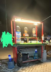 عربانه كامله مال عصاير هيه وغراضه شلع للبيع  مع خلاطات عدد ٣ وجلده ثلج...
