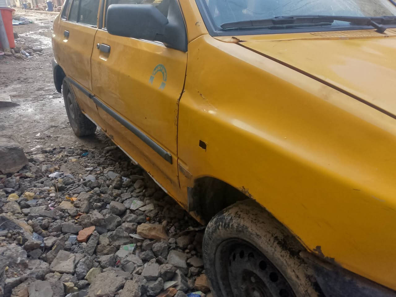 السلام عليكم سايبا 12 رقم انكليزي بغداد ابسمي 28 وبيها مجال كبر محرك بي خيط بخار تبريد شغال تدفه شغاله وبيها خياس الجلاملغ الوره ***********
