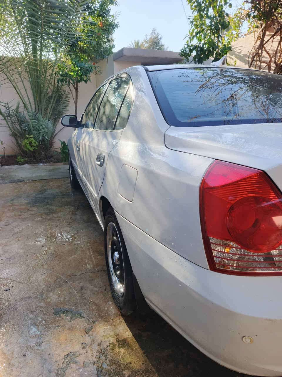 سلام عليكم النتره 2006 رقم بغداد الدولي بسمي السياره بلاديه بدون ضرر صبغ ثلاث قطع محرك 2000 السياره جديدة العنوان ديالى السعر 78 هذه رقم صاحب السياره ***********
