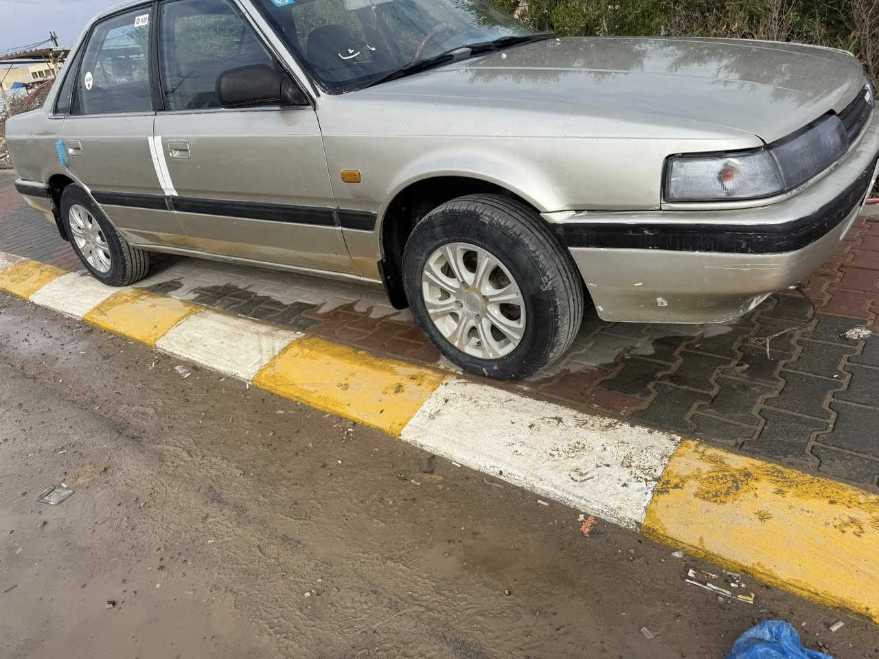 مازدا 626 كير عادي موديل 93 محرك  8 بخ … بطاريه جيدة وغرفتها حلوه ……رقم انكليزي جديد صلاح الدين وسنوية جديده  بسمي  تحويل مباشر  ….بيع مستعجل. من الاخير 30 ورقه ….. ***********
موجود تكريت
