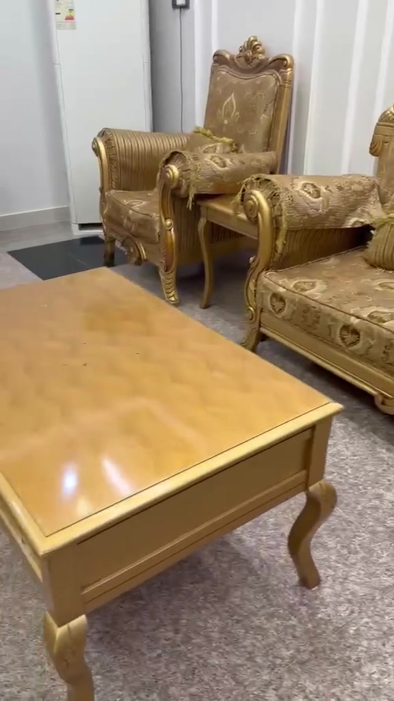 تخم مصري زان هو طبلات ٤ وسطي 
٧٥٠ بي مجال 
مكان بغداد


**إذا كنت صاحب هذا الإعلان وتريد حذفه لأي سبب، رجاءا أرسل رسالة إلى الدعم الفني**