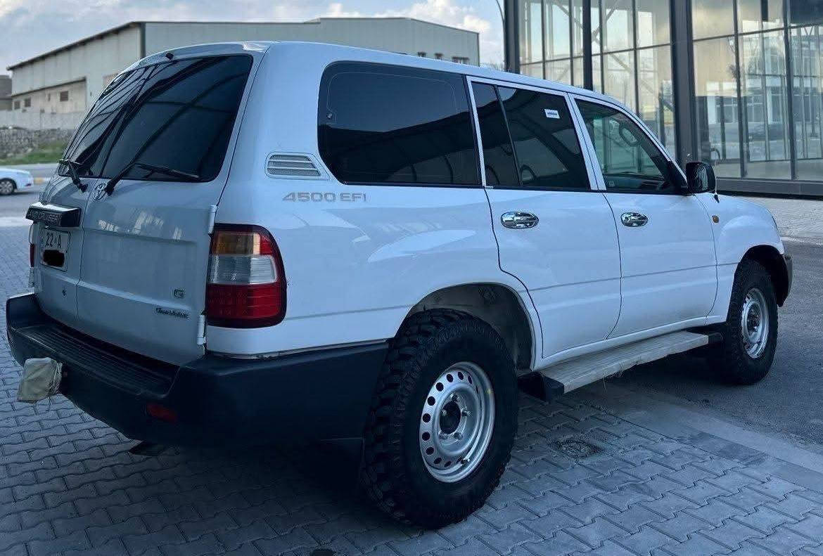 تۆیۆتا لاندكرۆزەر -مۆنیكا 2003 
دوو پارچەی بۆیاخە لەگەڵ كەمێك سارد 
مەكینە و گێڕ و  ئەكسل و دەبڵ ئەكسل 
هەموو گیانی بە شەرت
 تاقمێك تایەی M/M ی بۆ بەستراوە
  سەنەوی تا ٢٠٣٠ تازەیە،
 ئینتەرپوڵ و هەموو شتێكی بۆ كراوە 
بە شەرتی تەحویل و غەرامە بە ناوی خۆمەوەییە
 
سـعـر : لە کۆمێنت داوابکە ڕاستەوخۆ بۆت دێت 📥 

گێر و مەکیەنەی بەشەرت 
هیچ کێشەیەکی تێدا نییە 

ژمارەی خاوەنەکەی 
 ***********      viber / whats app
