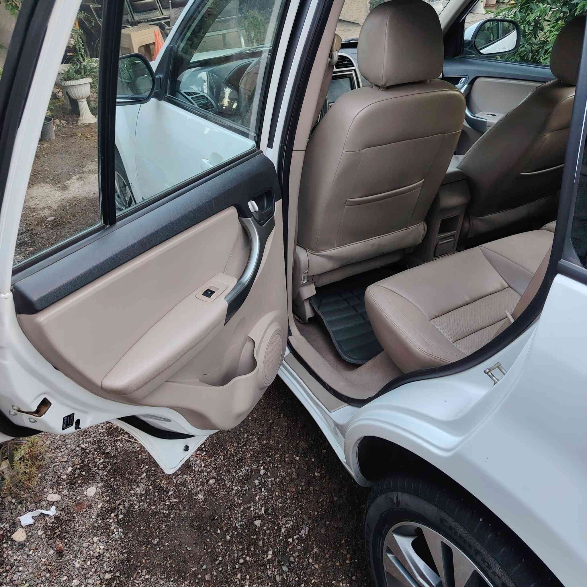 تيكو 3 2018 للبيع كير ميكانيك المرغوب المحرك 2000 فتحه سلايد تخم تاير جديد + باتري جديد سنوية جديده ورقم الإنكليزي بغداد  تحويل ثاني يوم السياره ماشيه 84 الف
السعر 98$ وبيها مجال
للاستفسار ***********
عنوان واسط الصويره
