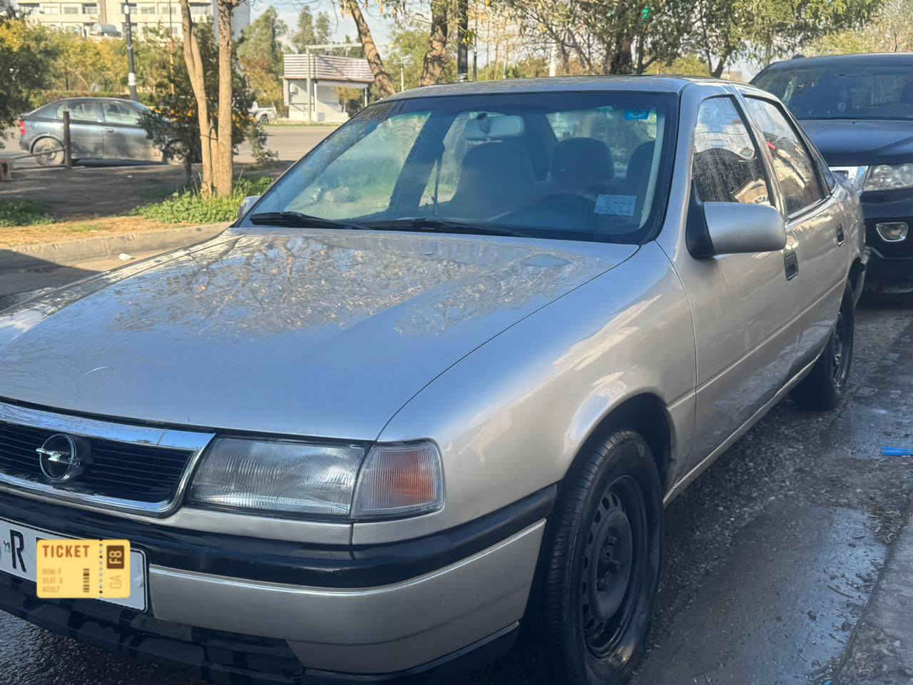 اوبل فكترا موديل1991
سنوية جديدة لحد2031
محرك18
كير و محرك و كهربائيات و صدر كله شرط
بطاقة بنزين موجود
صبغ جديد للجمالية
مکان السیارة كركوك روناكي
رقم صاحب السيارة ***********
واتساب موجود
