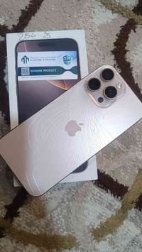 ايفون 16 برو ماكس ذاكره 256 بطاريته 91 فقط الضهر مكسور السعر مليون او ...