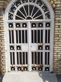 باب حديد 280×300 • شباك حديد 180×230 • باب صاج 100×210