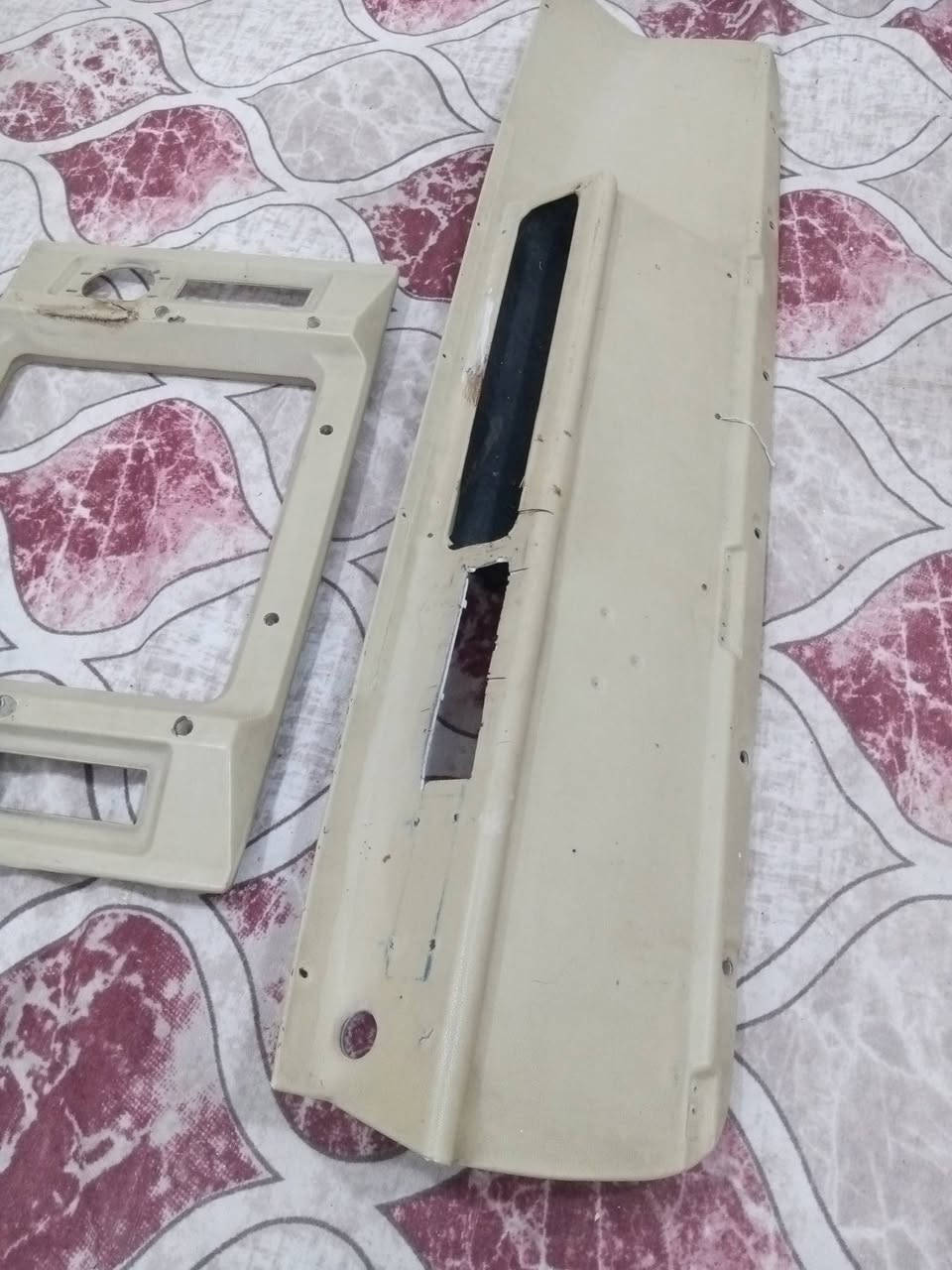 سلام عليكم تنتة البي موديل بية صفاح وسكف مال سماعات مكاني عمارة  ‏‪***********‬‏‏
