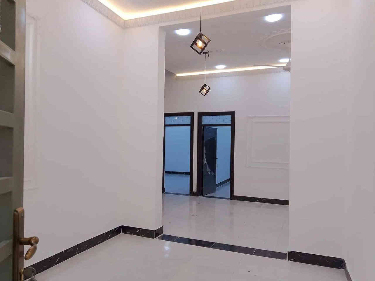 #اسعد_الله_اوقاتكم_بكل_خير⁉️👋🏼

دار سكن للبيع بناء 2025

#المساحه 270 متر 👍 

#جنس_العقار :: طابو ملك صرف زراعي باسم عراقي سند 25 

#العنوان :: البصره أبي الخصيب ابو كوصره ثالث عن شارع ابو كوصره رئيسي
#يحتوي البيت على ثلاث ٣ غرف منام كبار
و ديوان
و مطبخ و صاله
و مناور عدد 2
و صحيات داخلي وخارجي  و كراج سياره وحديقه 

#البيت جاهز من كلشي تستلم البيت عنده المكاتبه
كامل من مقطوره و كيزر و ماطور
جيب اثاثك و اكعد
و الف عافيه الي ياخذه

جميع الخدمات متوفره ماء كهرباء ومدارس 
#السعر (( 120 مليون  وبي مجال 
#للاستفسار الاتصال على الهاتف 📳📞
📳***********
