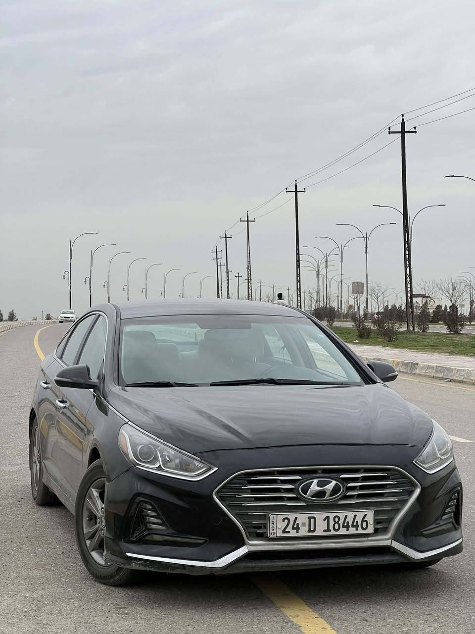 سوناتا امريكي موديل ٢٠١٨فول بصمة كشنات هيتر  ماعدا فتحة بدون ايرباك رقم دهوك بسمي  سنوية ورقم جديد بيها جاملخ خلفي صبغ بدون دواخل وبارد اشوي بجاملخ امامي محرك وكير شرط للاستفسار على الرقم ***********
