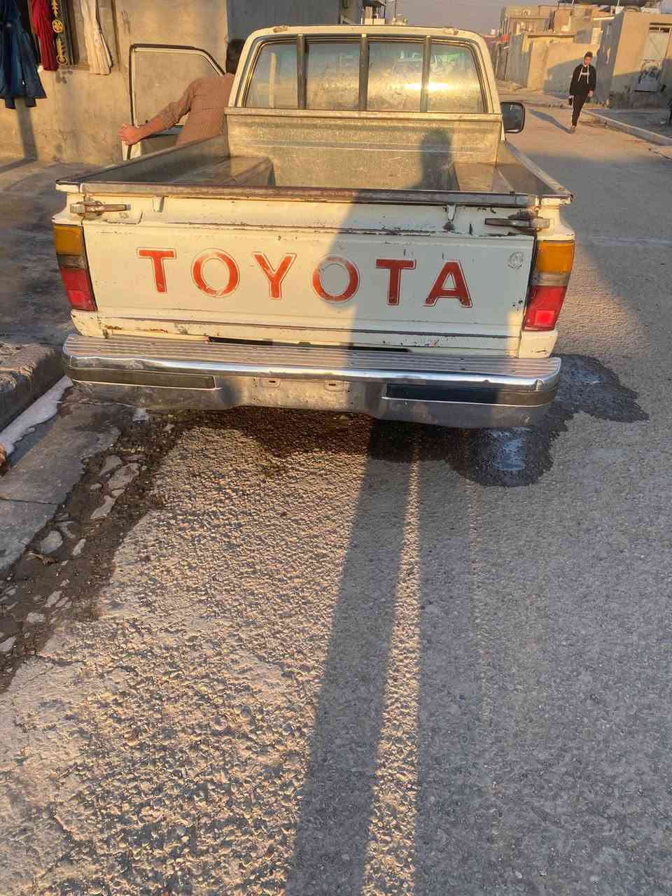 السلام عليكم بيكم للبيع موديل ٨٨ رقم صلاح الدين بعدهي على بلاد مابيهه اي طخه والا صبغ صدر  كامل تخم تاير مابيهه اي نقص مكاني بغداد حي الجهاد  السعر ٧٠وبيهه مجال وهذا رقمي ***********
