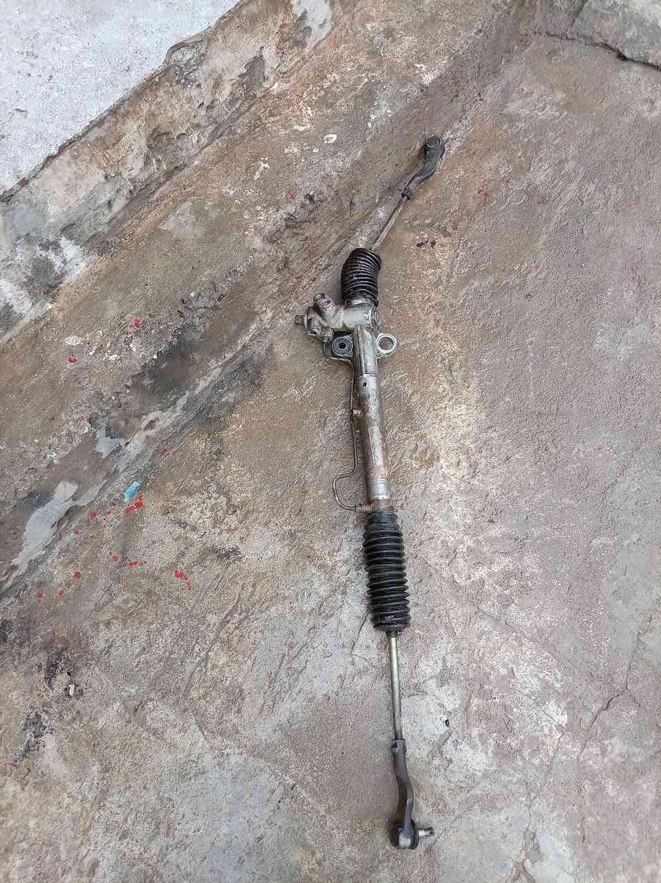 استيرن كامل ب 60
بور ب35
بطاين ب 10 ماطور ماسحات ب 10 
مراية يمين كهرب بيها كسر ب 10
دبة ماء ماسحات ب 8 الاف اتصال *********** موصل كرامة
