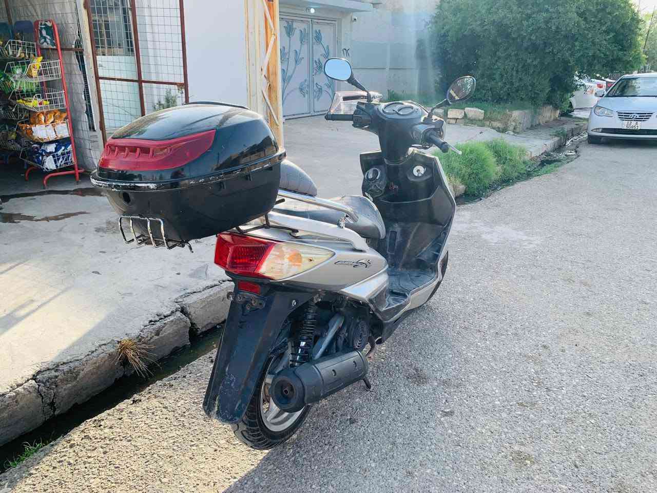 ماطور سكنز كدام العين تاير وراء جديده وايرمنيه كامل 
شرط محرك مامفتوح تواصل على الارقام التالية
 ***********
***********
