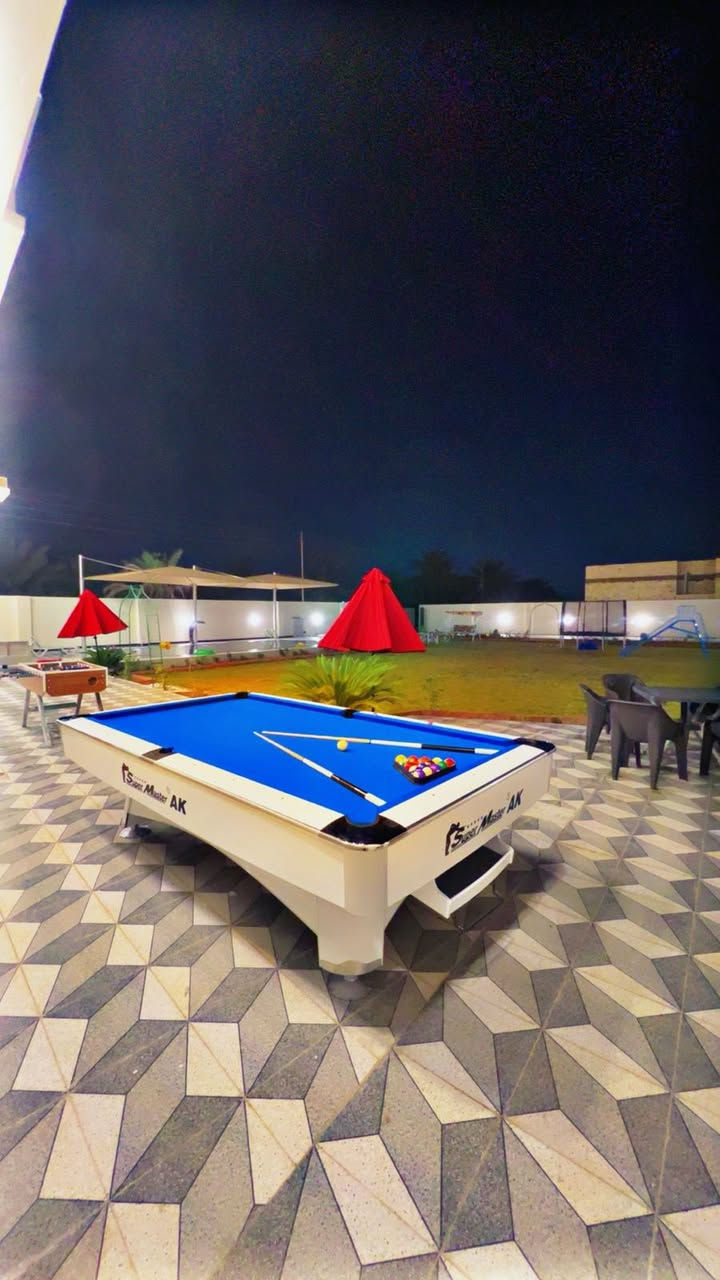 🖇️السلام عليكم ورحمة الله وبركاته مزرعة ( ڤله )  طابقين للبيع مساحتها  (1450)متر 🔴 لاصحاب الاستثمار ايجارات اليومية  والاستراحة جبنالكم عرض كلش حلو ومناسب بالنسبة للسعر تكعد ويا راعيها. 🔴 الواجهة (43) متر   والنزال (34)مترجنس الارض طابو زراعي سند 25   تنازل شركة وإقرار محكمة مباشر من المالك الارض .  المزرعة تحتوي على مسبح صب  🏊 وباربيكيو  🍗ومنور خارجي ومطبخ 🧑‍🍳جاهز بالكامل   والعاب ترفيهية⚽️🏓🎱 🛝وحديقة كبيرة للحفلات والمناسبات 🏡🏡🔴الطابق الاول 🔴غرفتين نوم نظام سويتات وصالة استقبال ومطبخ منور داخلي وصحيات خارجية كبيرة .🔴والطابق الثاني 🔴غرفة كبيرة نظام سويت  وصالة كبيرة .والمزرعة شغالة واردها خير من الله وموثقة برنامج اجرلي العنوان بغداد الدورة البوعيثة قبل مدرسة الأحرار  بعد  الحاجة ابتسام شارع المزارعلاستفسار الأتصال واتساب للسعر ☎️ ***********     *********** ☎️
